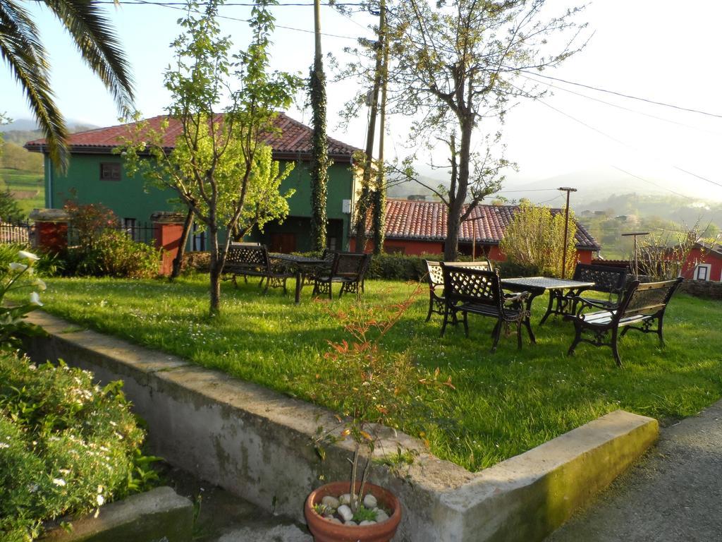 Casa El Campu Guest House Infiesto Luaran gambar