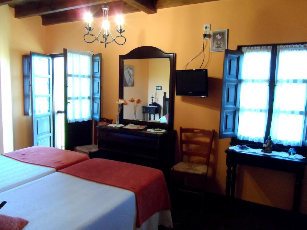 Casa El Campu Guest House Infiesto Bilik gambar