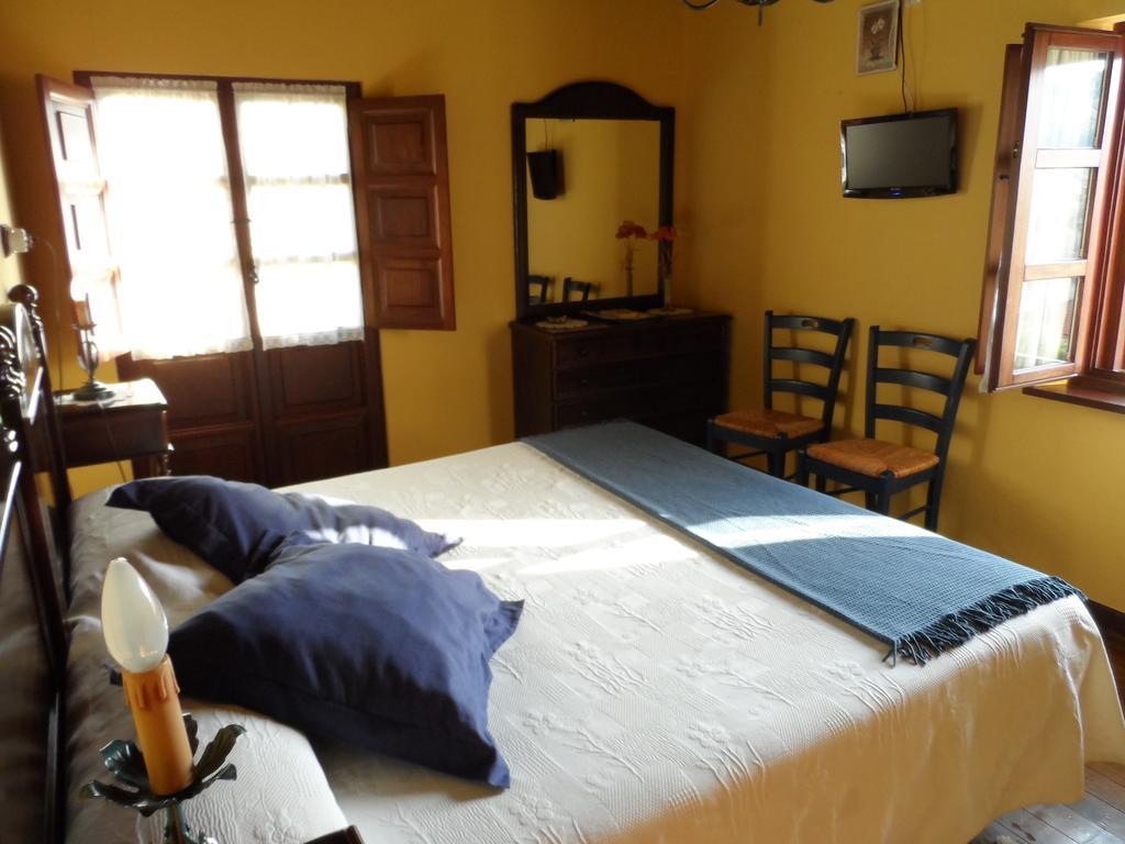 Casa El Campu Guest House Infiesto Bilik gambar