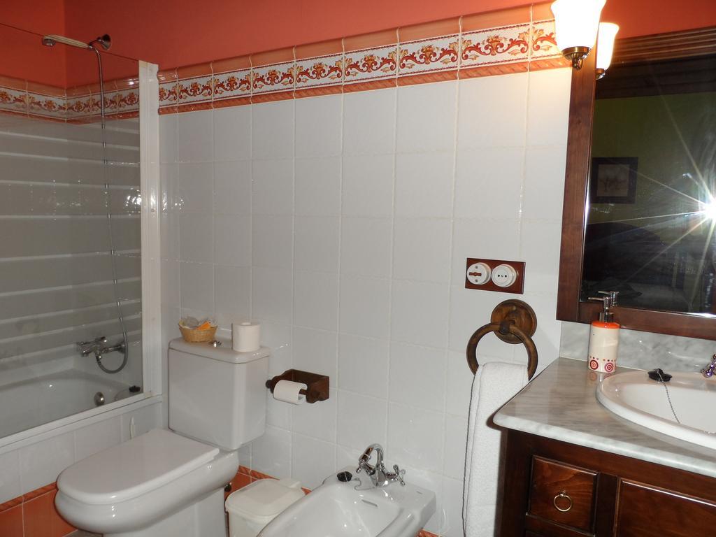 Casa El Campu Guest House Infiesto Luaran gambar