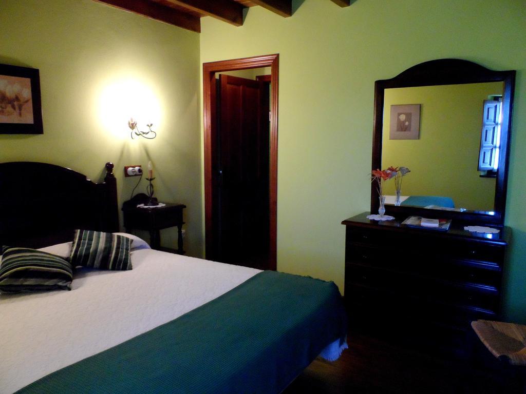 Casa El Campu Guest House Infiesto Luaran gambar